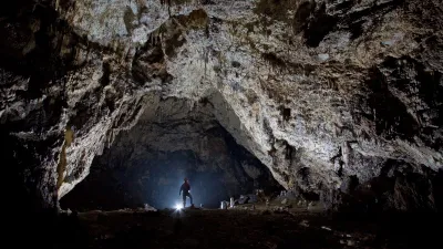 Peşterea Valea Cetatii - Râșnov