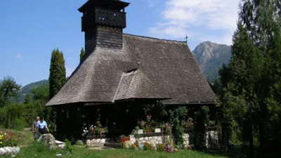 Schitul Dragoslavele - Rucăr-Bran